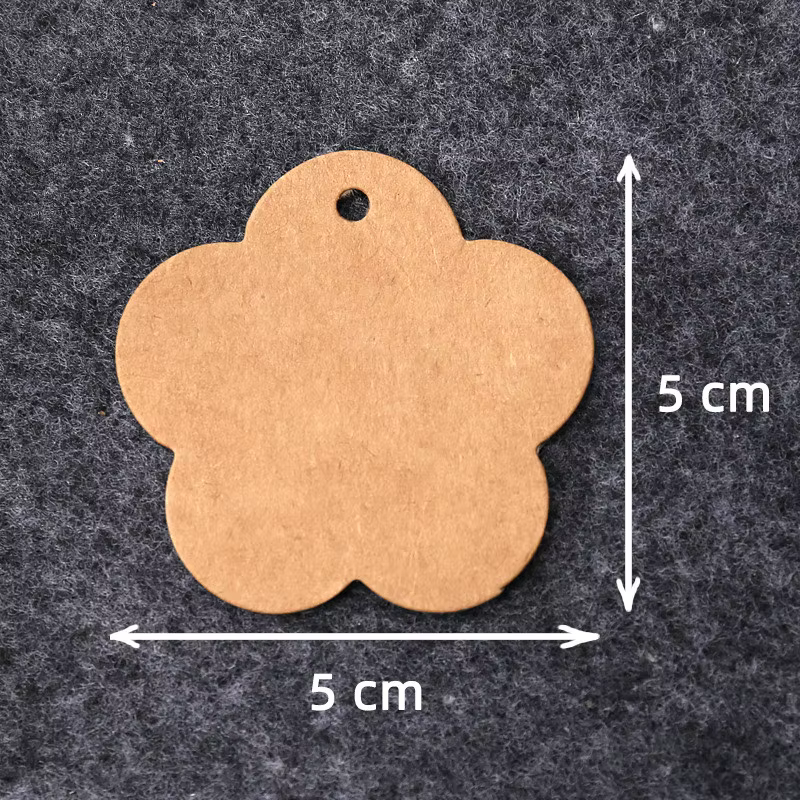 Étiquettes en papier kraft blanc en forme de fleur, étiquette volante pour vêtement, accessoires de
