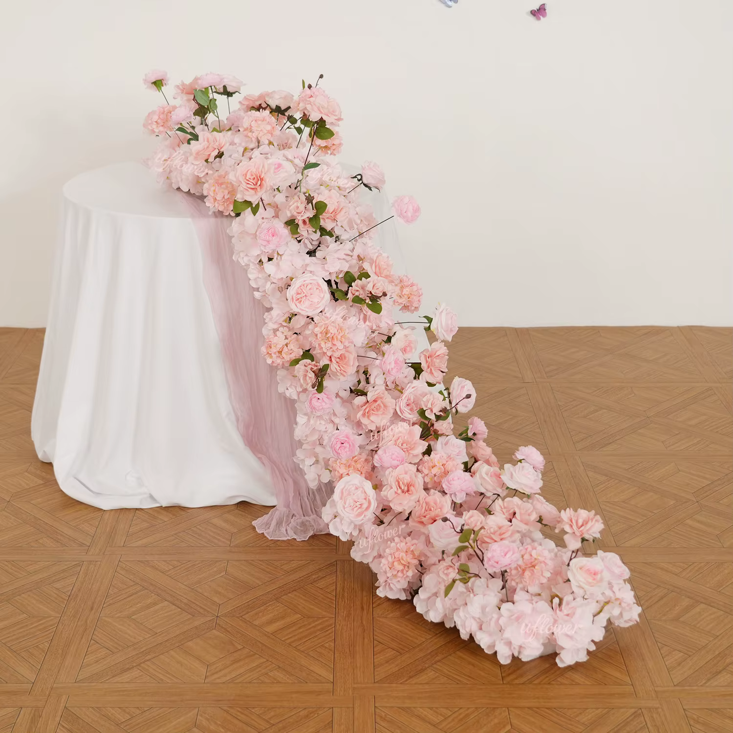 Rangée de fleurs artificielles bleues personnalisées Uflower, roses de luxe pour centre de table, dé