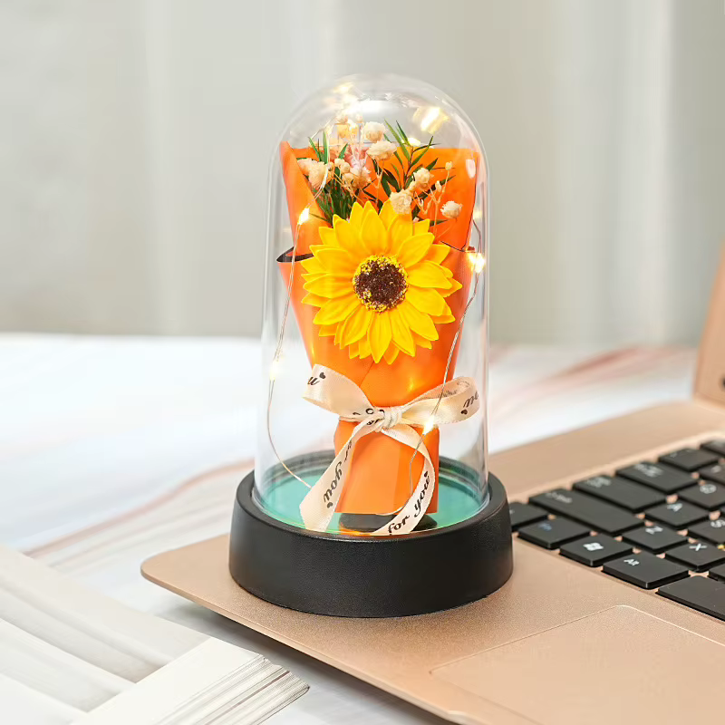 Bouquet de roses éternelles en forme de dôme en verre LED, ornement lumineux romantique, parfait pou