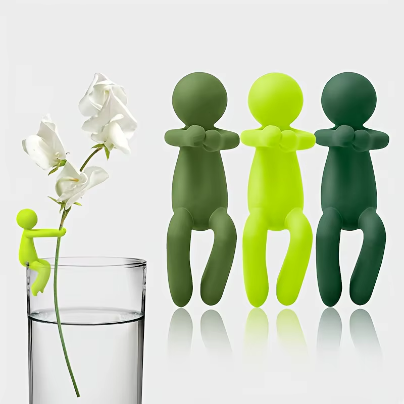 Support pour plantes coloré à 3 niveaux - Le support à fleurs en plastique présente un design unique
