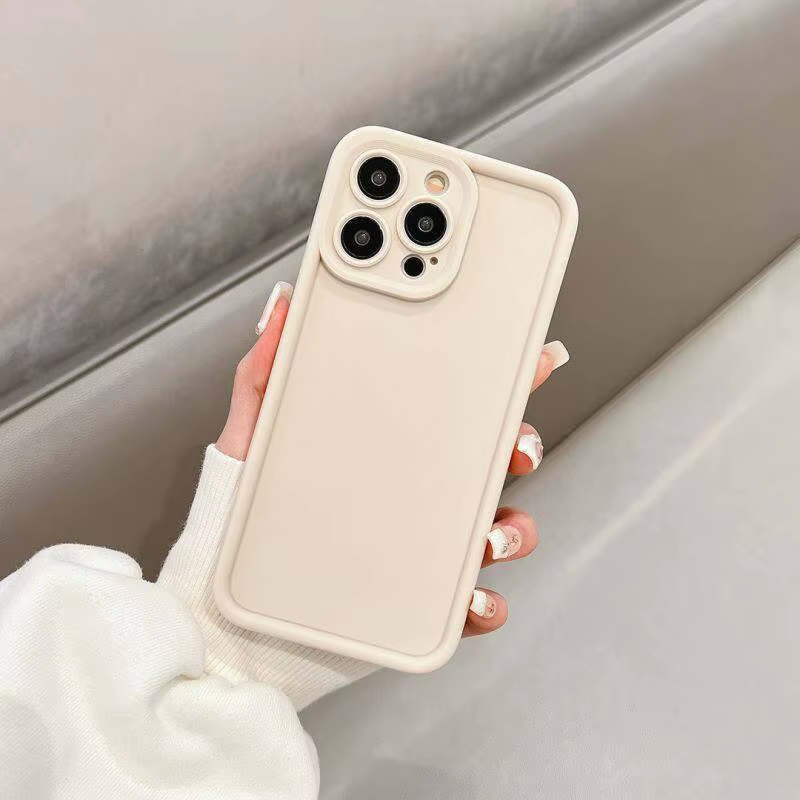 Coque en silicone souple mat TPU avec chaîne et pendentif motif fleur fraise pour Google Pixel 10 Pr
