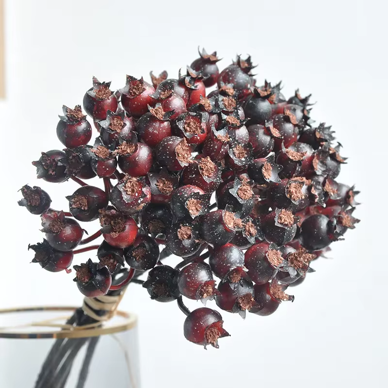 Bouquet de baies artificielles attachées à la main, fruit de rose, fruit d'aubépine, fruit de crabe,