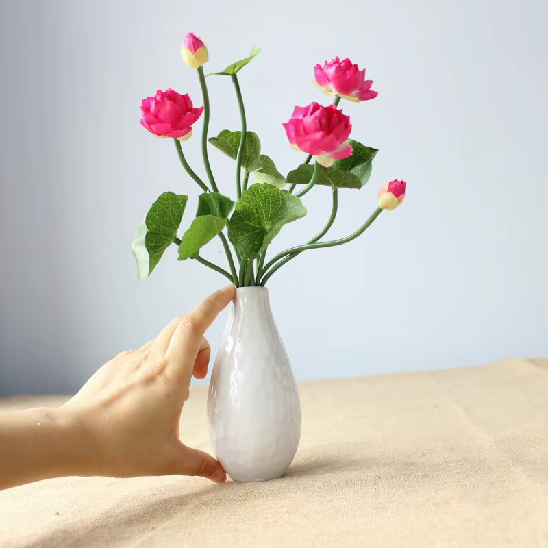 Fausse Fleur Annie Artificielle, Style Élégant, Couleurs Vives, Décor de ixà la Maison de Vacances