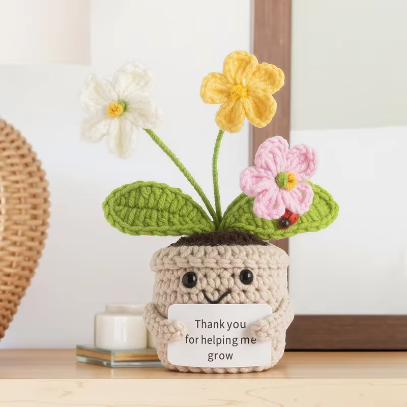Ornement de bureau en pot de fleurs au crochet fait main, motif mignon de fleurs oubli-moi-je-ne-sai