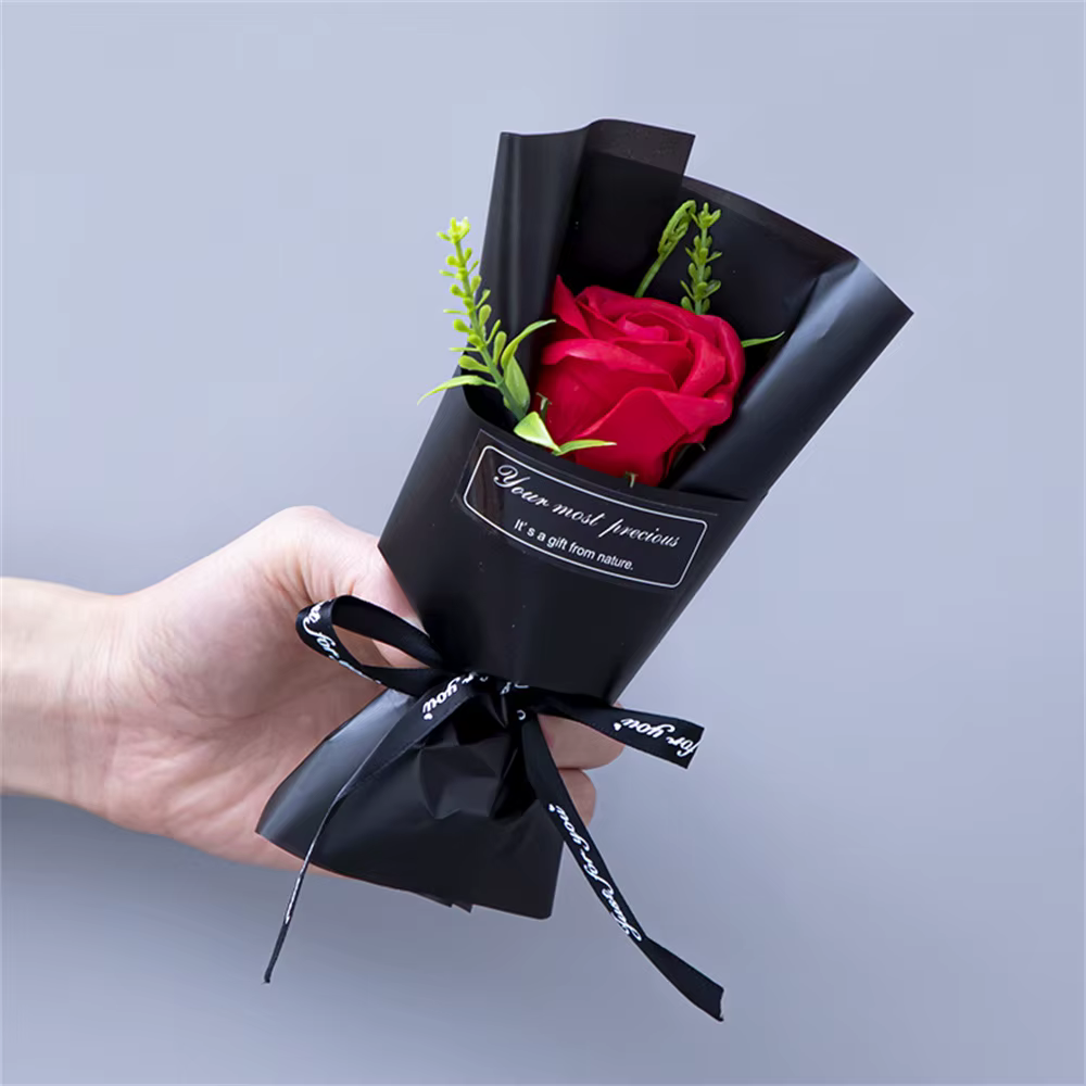 Bouquet de roses de Regina, cadeau de Saint-Valentin pour amis, bouquet de mariage, décorations pour