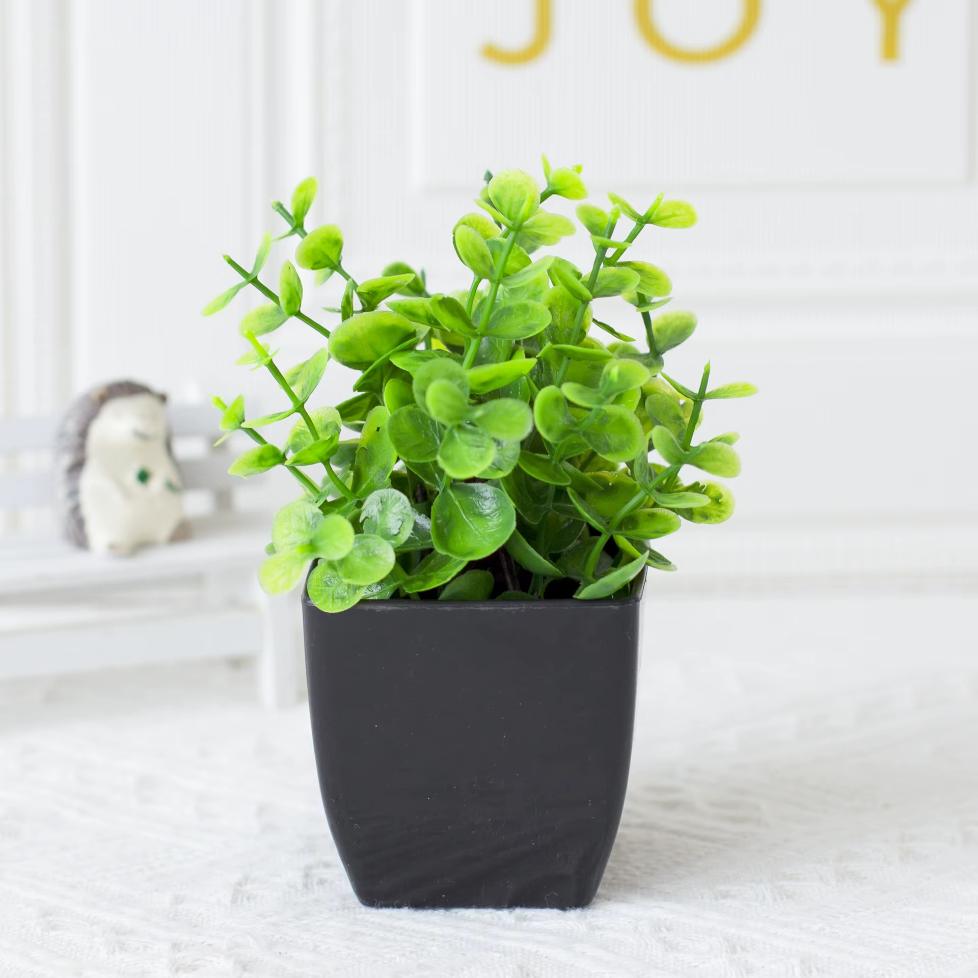 Pot noir de fausse plante, Mini plante artificielle en Pot d'eucalyptus pour la décoration intérieur