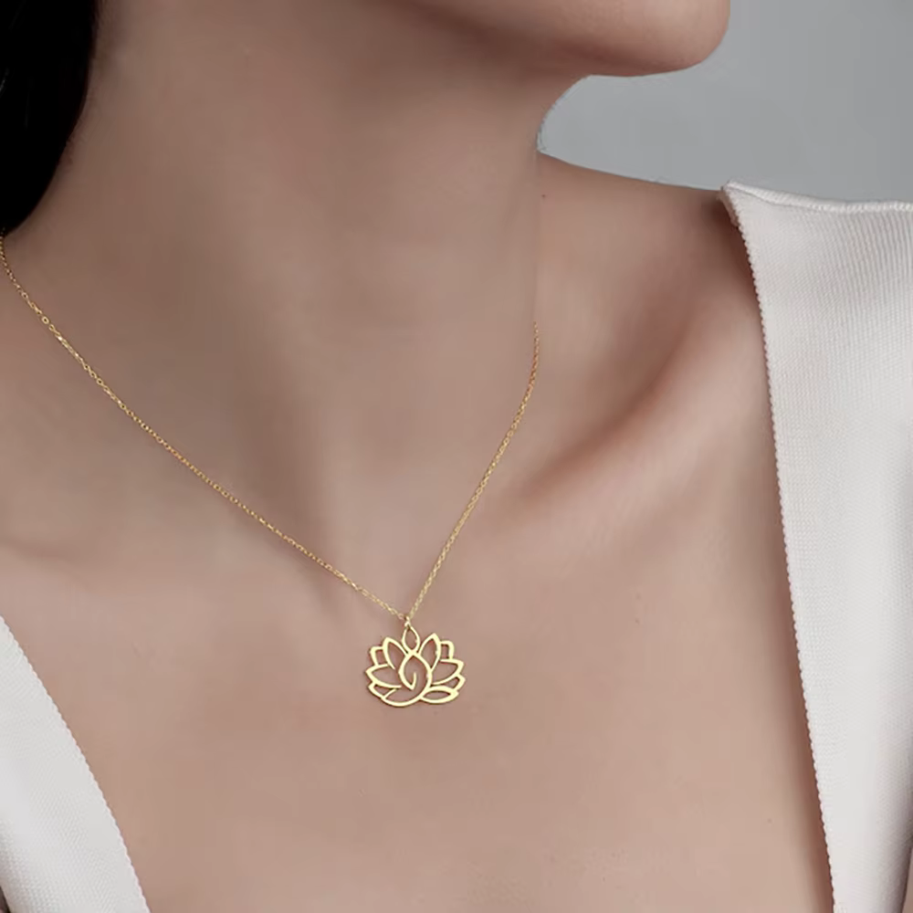 Porte-bonheur fleur de Lotus pendentif ras du cou chaîne femmes bouddhiste 316 acier inoxydable Yoga