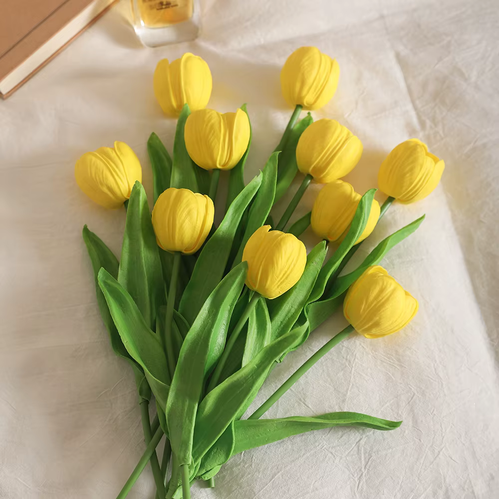 Bouquet artificiel de fleurs de tulipes et baies (3/5 pièces) – Plante simulée pour salon, décoratio