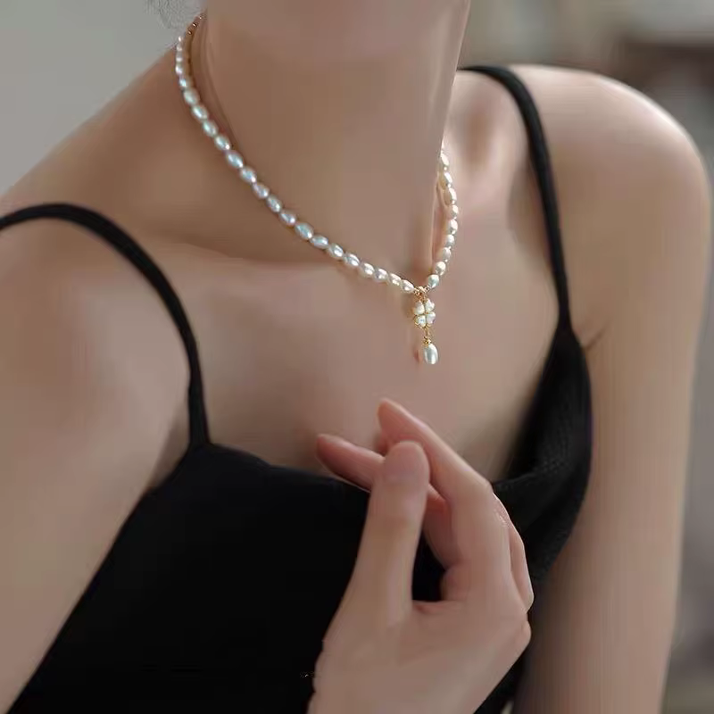Nouveau Style élégant fleur porte-bonheur de haute qualité 100% perle d'eau douce naturelle 14K or r