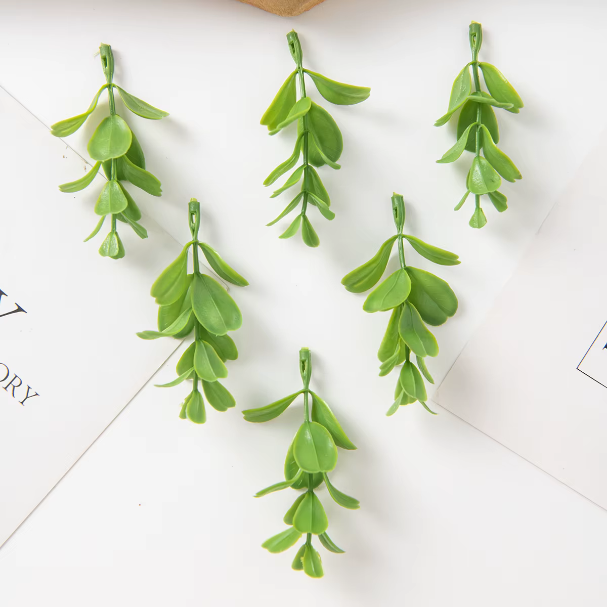Feuilles de plantes artificielles pour décoration de jardin, bouquet de mariée, fête de Noël, maison