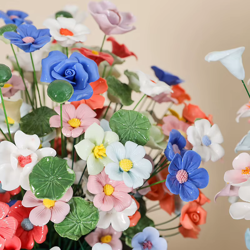 Petite fleur en céramique de Jingdezhen, miniature florale en porcelaine façonnée à la main, fleur a