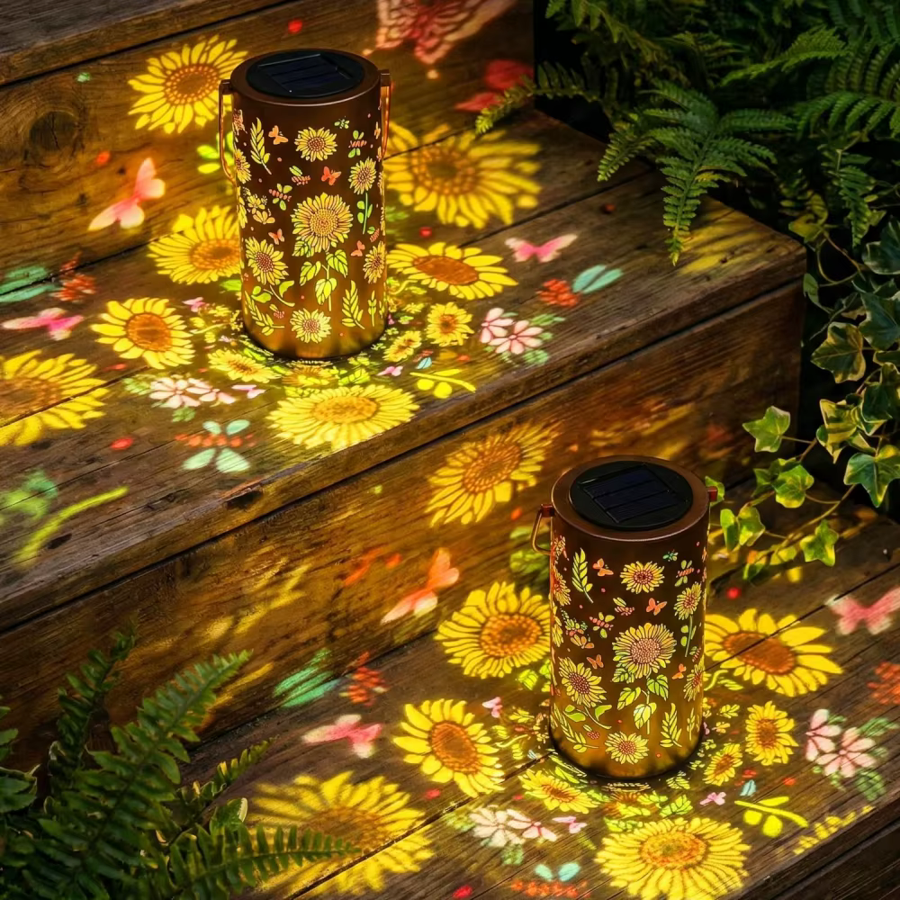 Lanterne solaire suspendue en métal avec projection de colibris et tournesols colorés pour la décora