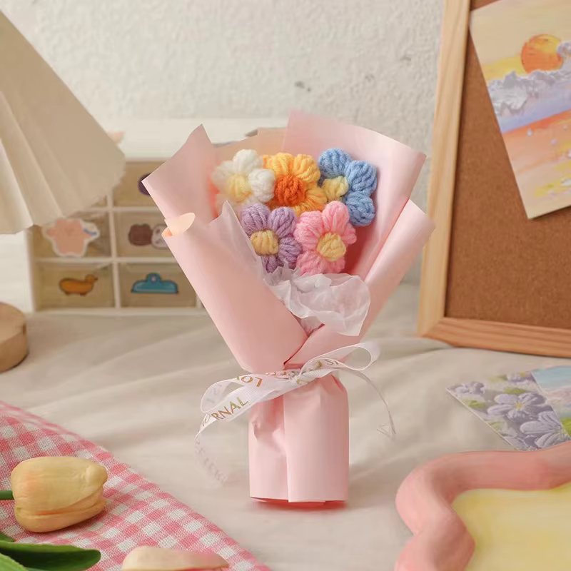 Bouquet de fleurs tricotées à la main, fleurs au crochet, décoration pour la Saint-Valentin, fête de