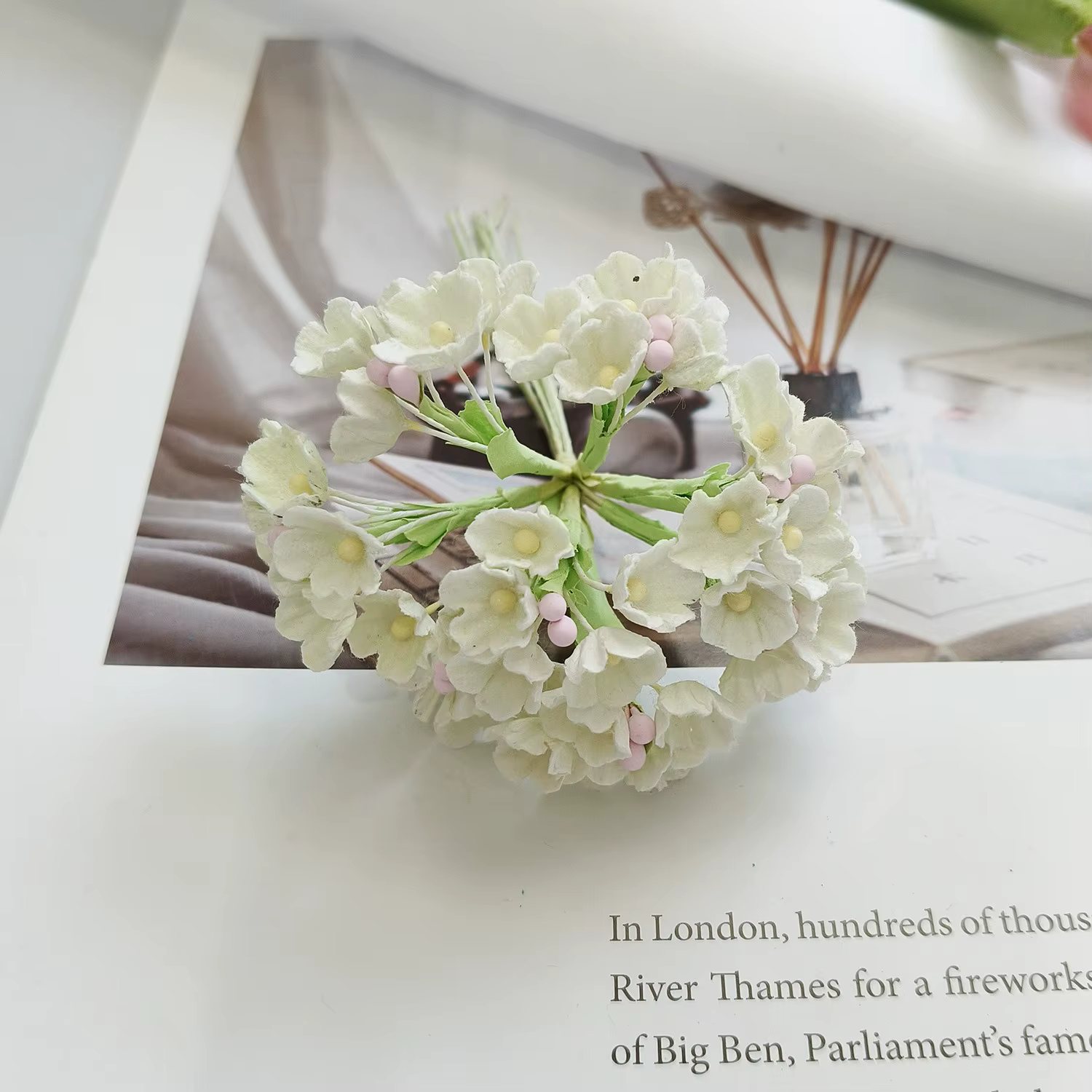 8 pièces/40 têtes 1 cm mini fleurs en papier roses bouquet fleur artificielle pas cher décoration de
