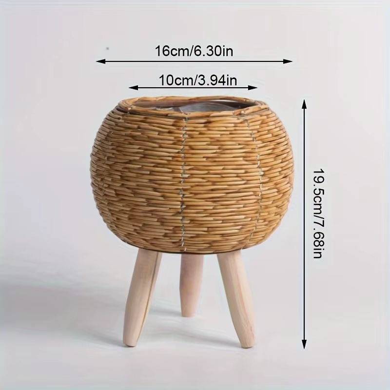 Charmante jardinière en rotin rustique avec pieds en bois, panier de rangement tissé polyvalent pour