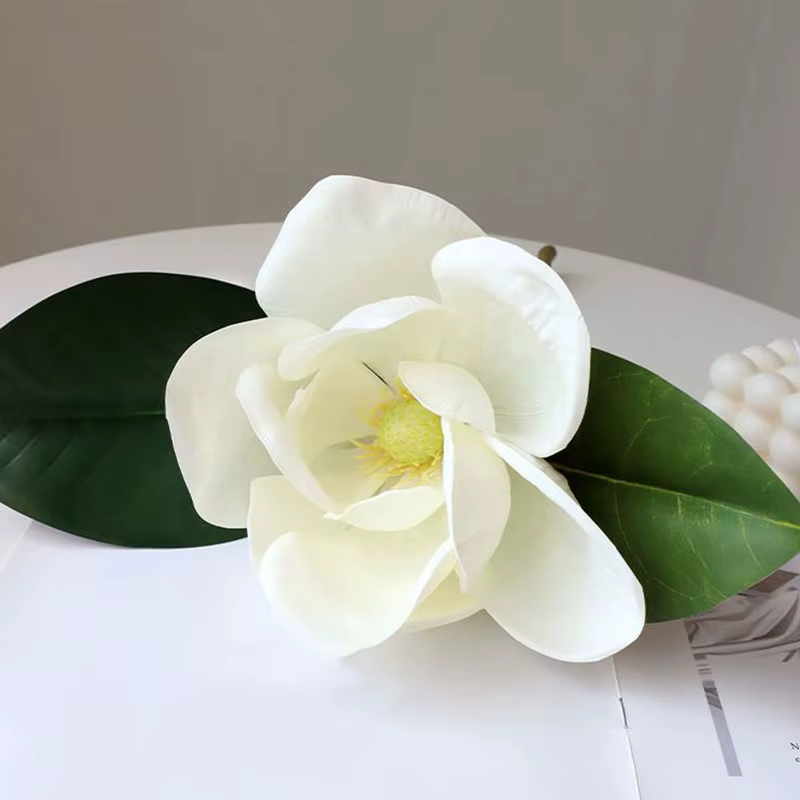 Grande fleur de magnolia blanc de haute qualité, bouquet de patients artificiels, toucher réel, fête