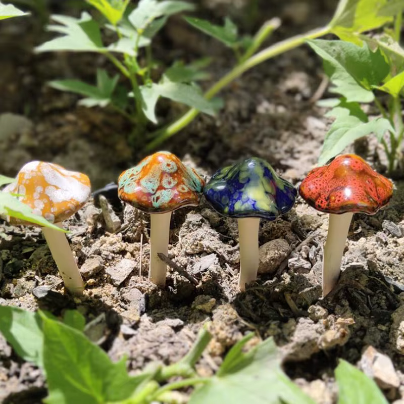 Pot de fleurs artisanal en céramique, petite pièce plus lente, décoration de jardin
