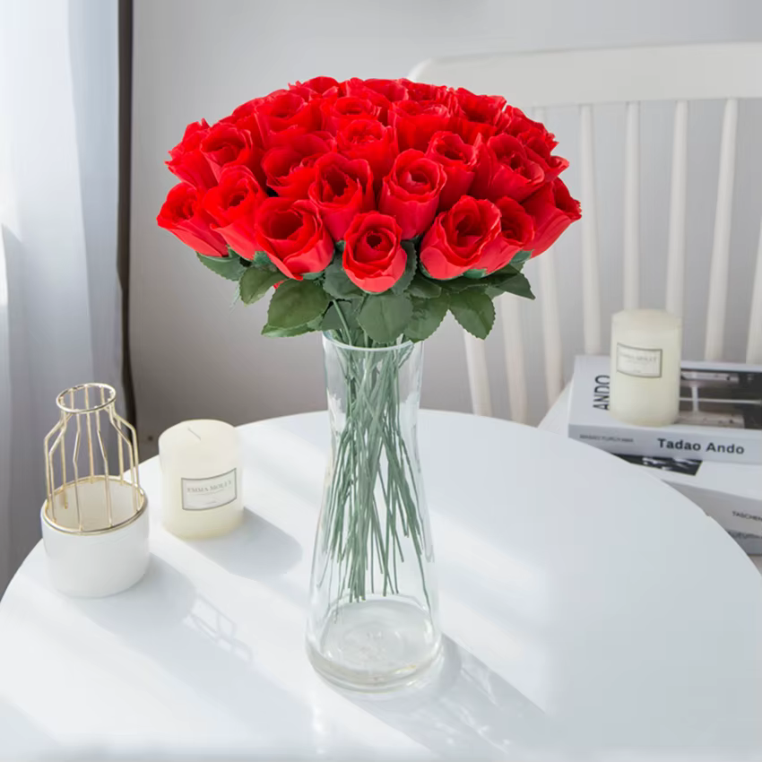 Bouquet de fleurs artificielles rouges