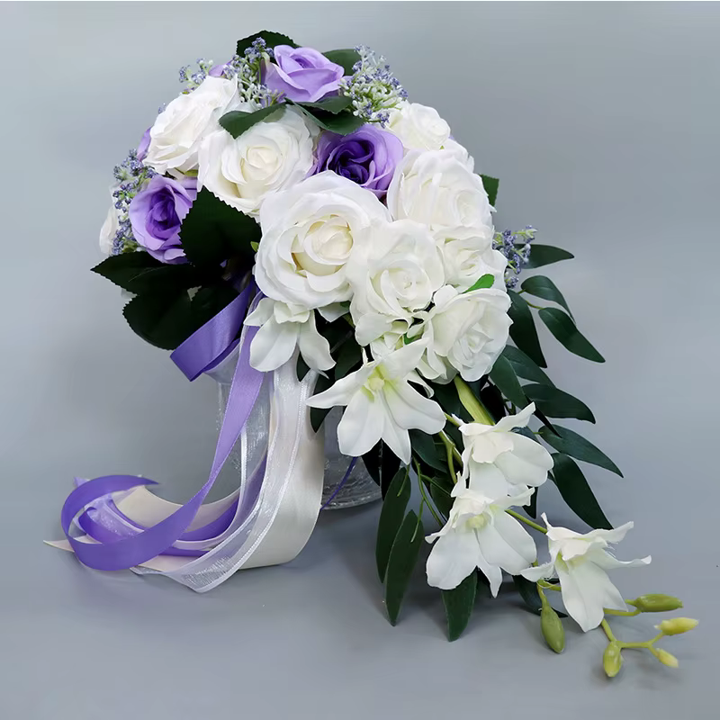 Fleur artificielle de bouquet de roses de goutte d'eau de mariée de cascade exquise