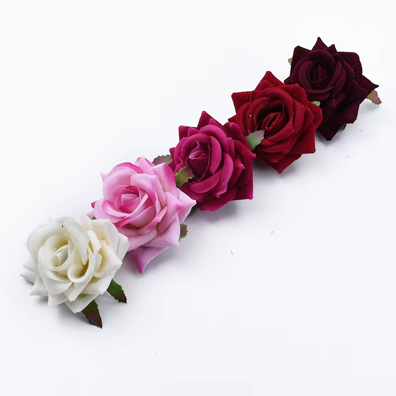 Fleurs artificielles en velours