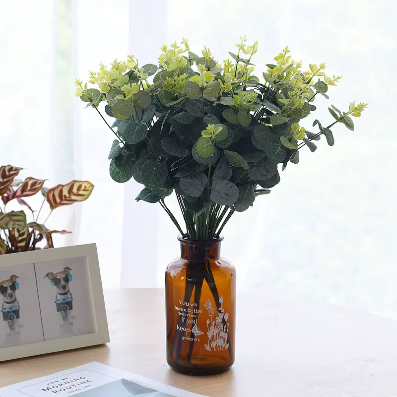 Plantes artificielles d'eucalyptus