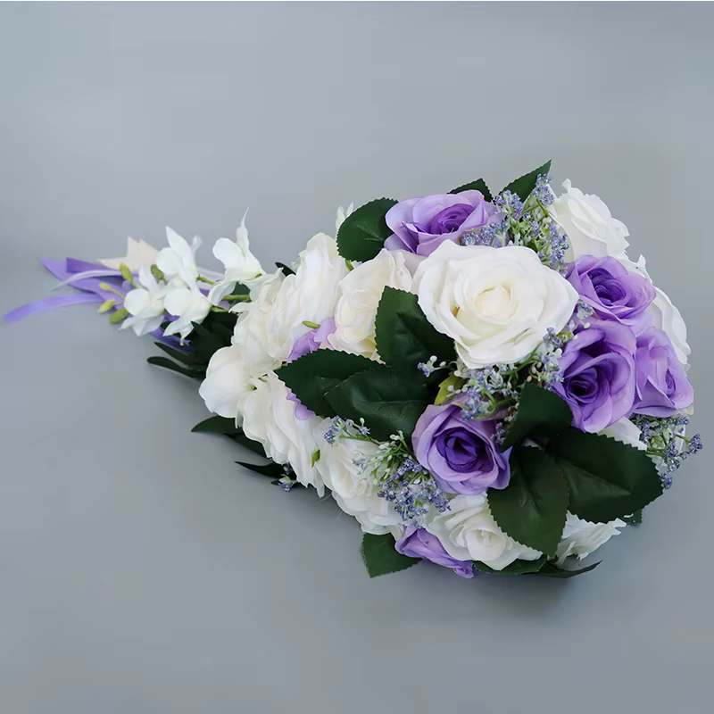 Fleur artificielle de bouquet de roses de goutte d'eau de mariée de cascade exquise