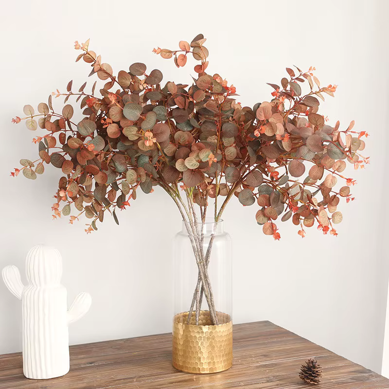 Feuille d'eucalyptus de style d'automne