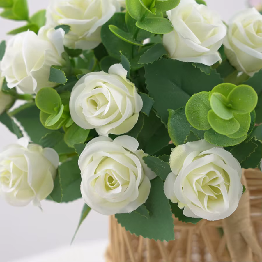 Vase de fleurs artificielles pour la décoration intérieure