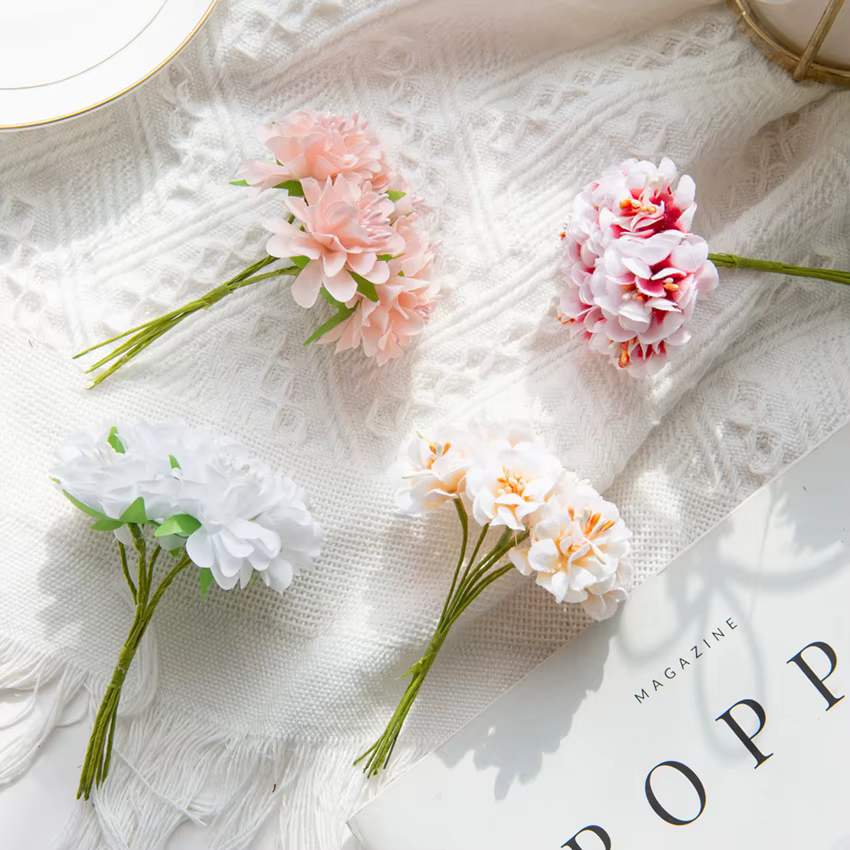Bouquet de fleurs artificielles en soie