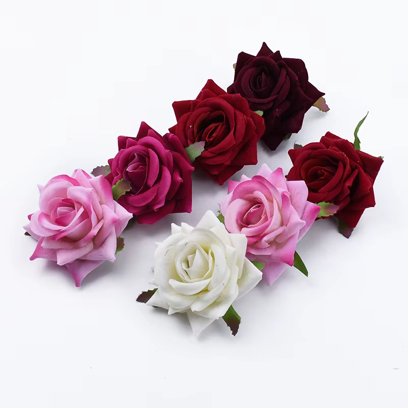 Fleurs artificielles en velours