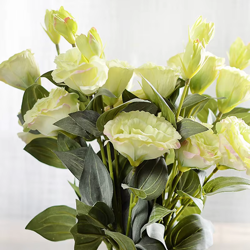 Fleur d'Eustoma artificielle