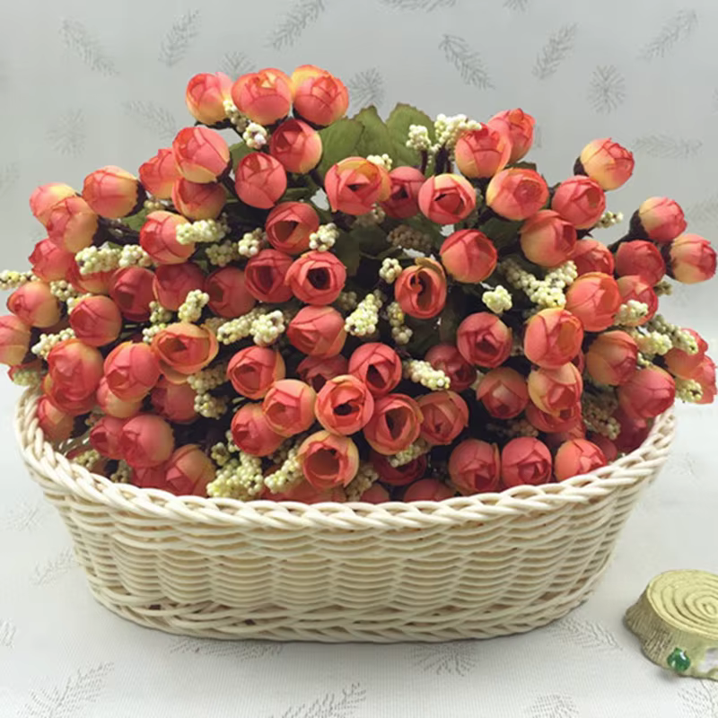 Nouvel Arrivage – Bouquet de 15 petites roses à bourgeons