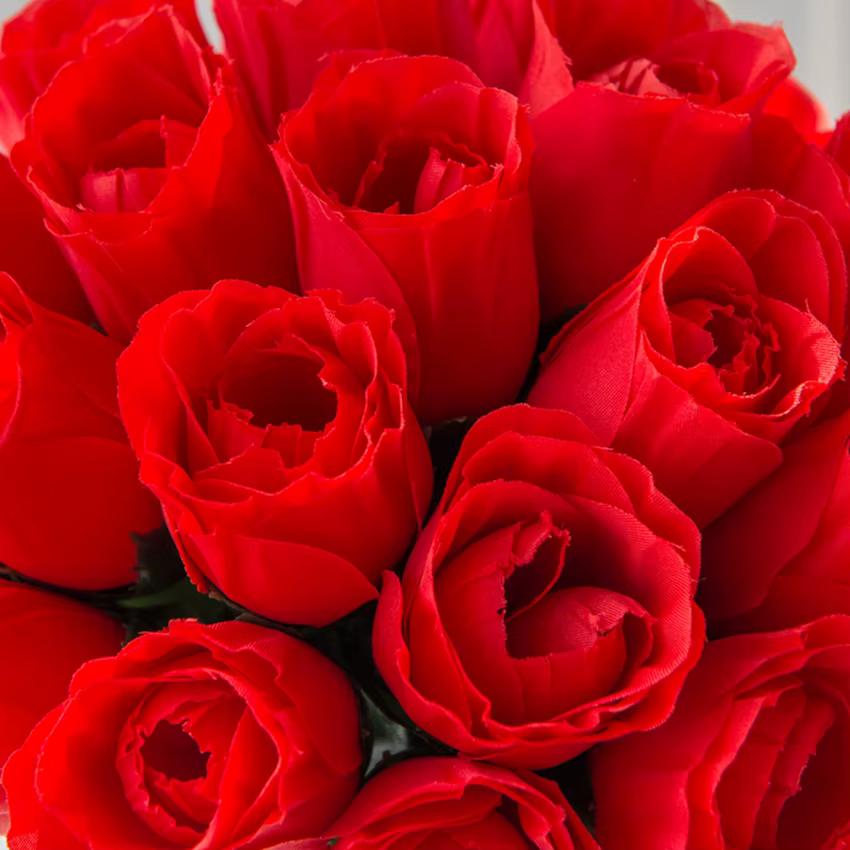 Bouquet de fleurs artificielles rouges