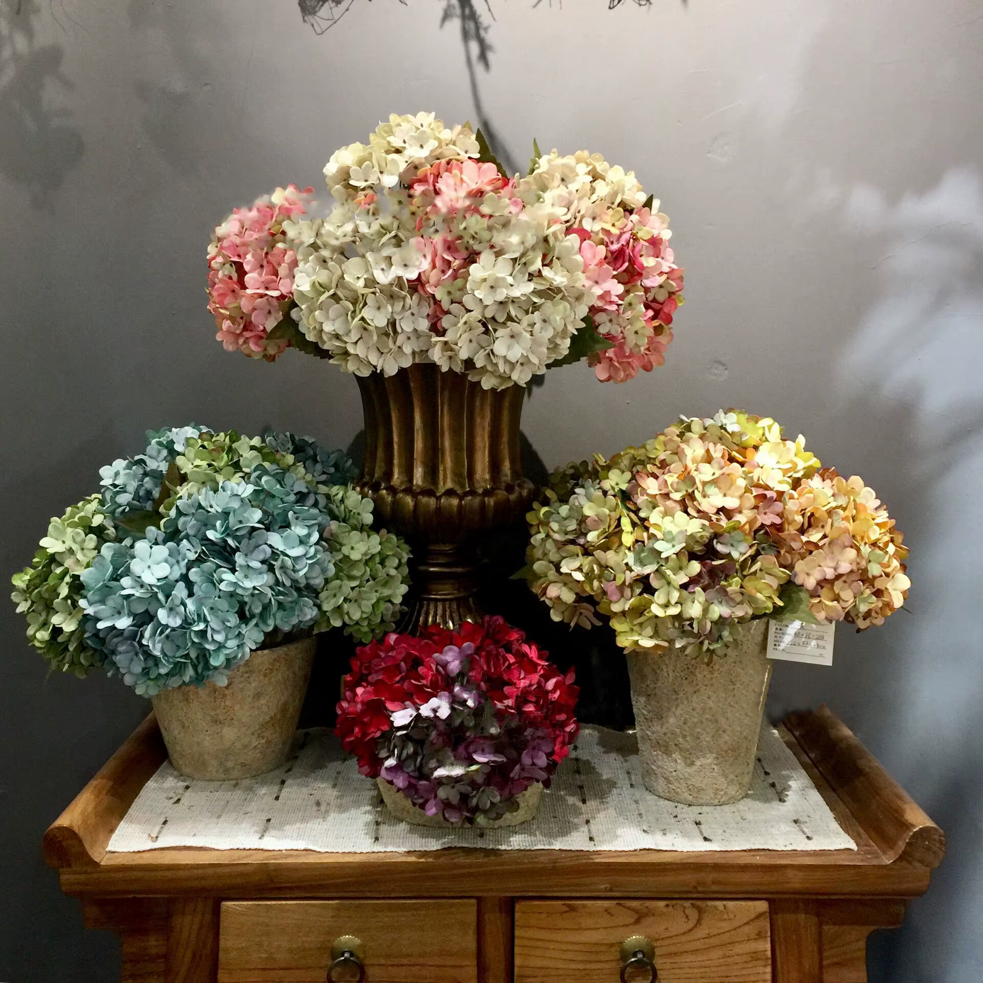 Bouquet d'hortensias artificielles rétro