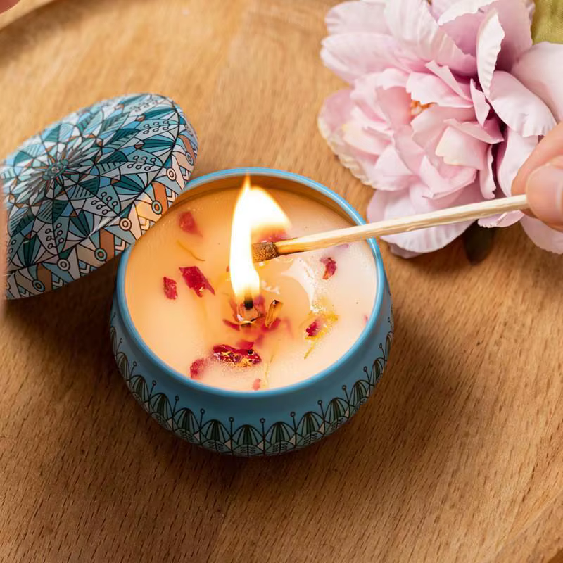 Bougie d'aromathérapie à fleurs séchées