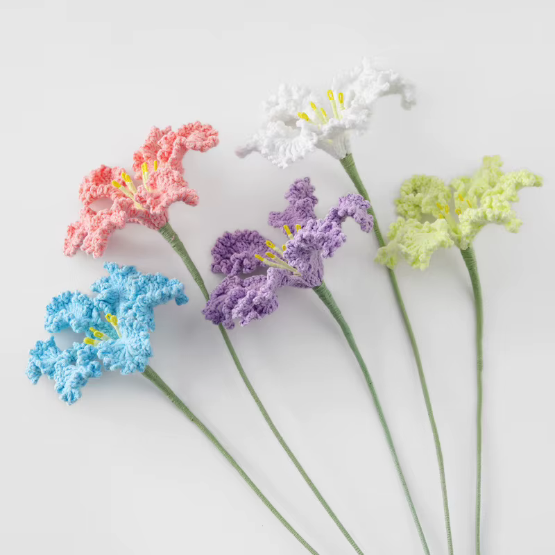 Bouquet de branches de fleurs de glycine violette