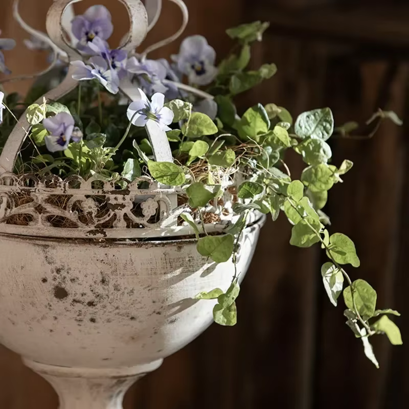 Combiné de jardin extérieur pour confection de paniers de balcon