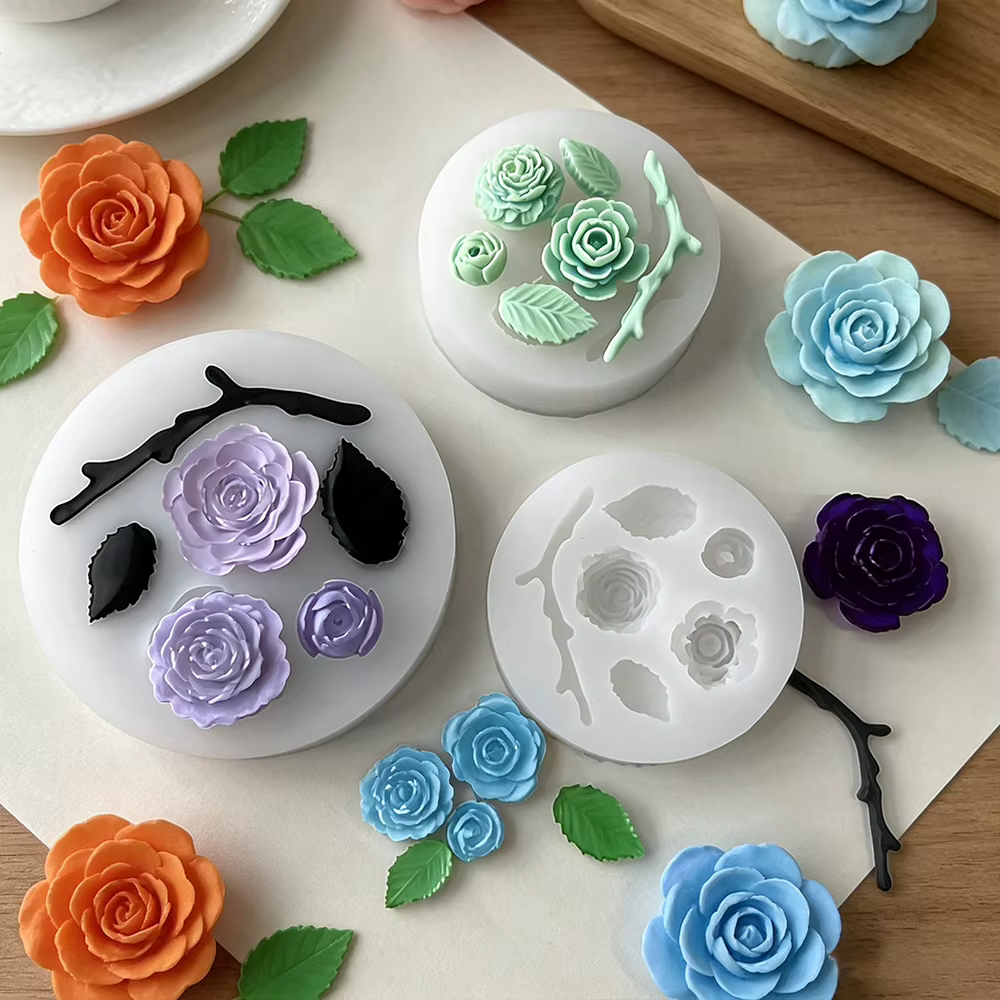 Moule en résine pour mini-fleurs en forme de rose avec feuilles