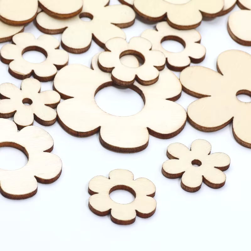 Ornements de fleurs en bois en forme de fleurs