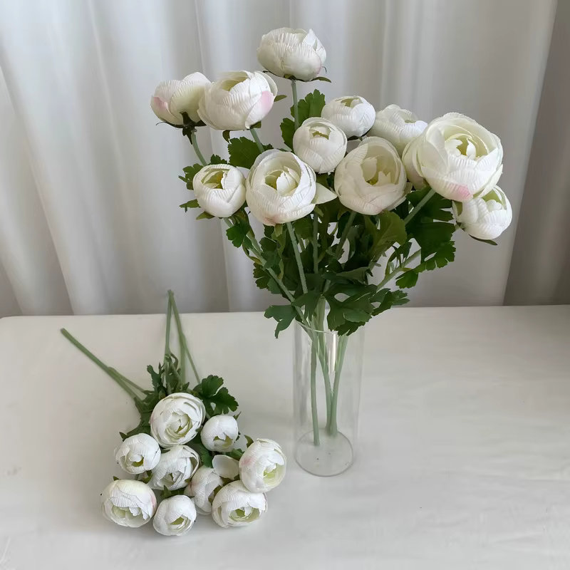 6 pièces de fleurs artificielles en soie
