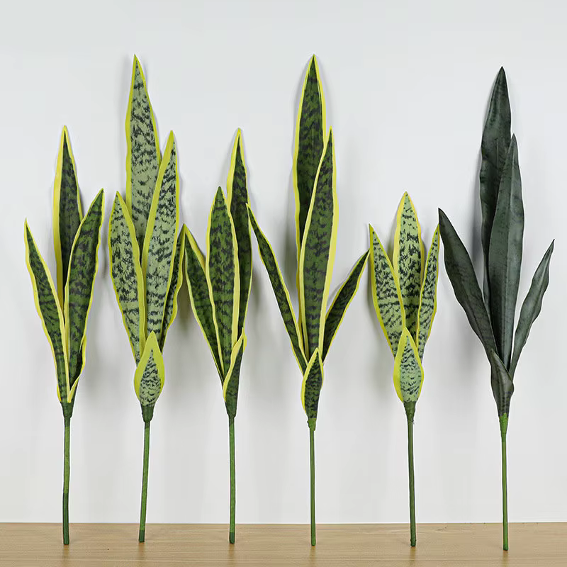 Plante serpent artificielle