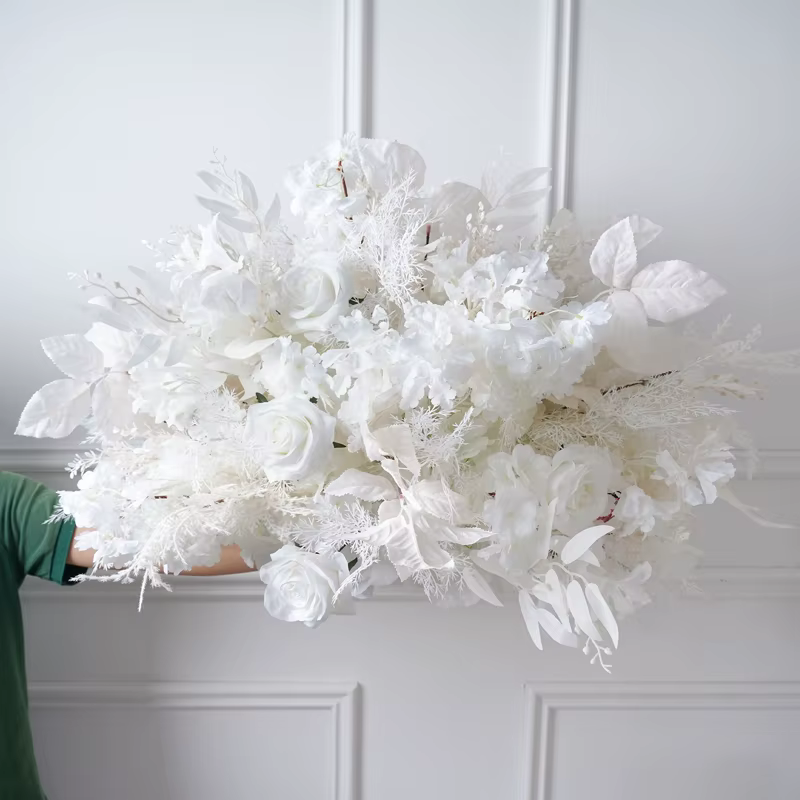 Boule de fleur d'herbe de brume de Rose blanche-neige