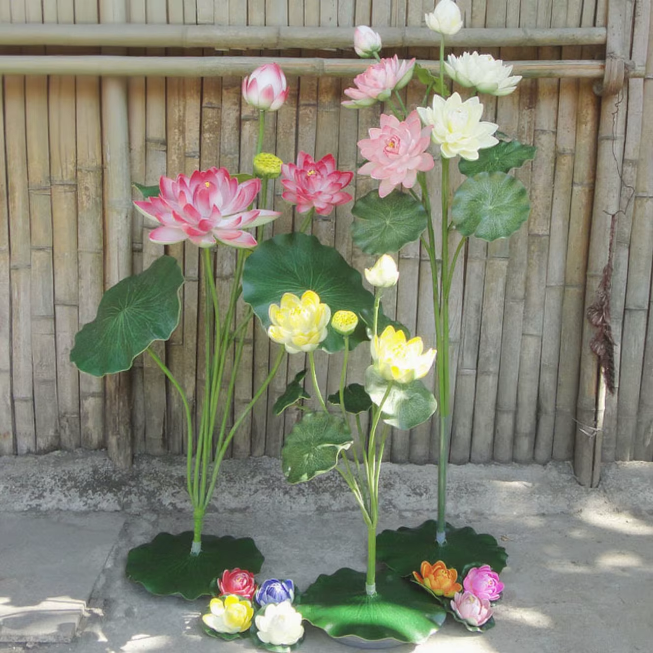 Fleurs artificielles, faux lotus