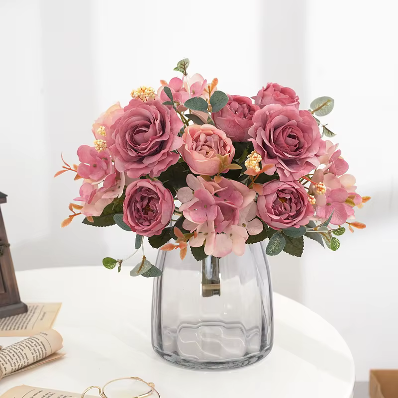 Bouquet de roses artificielles rétro en soie