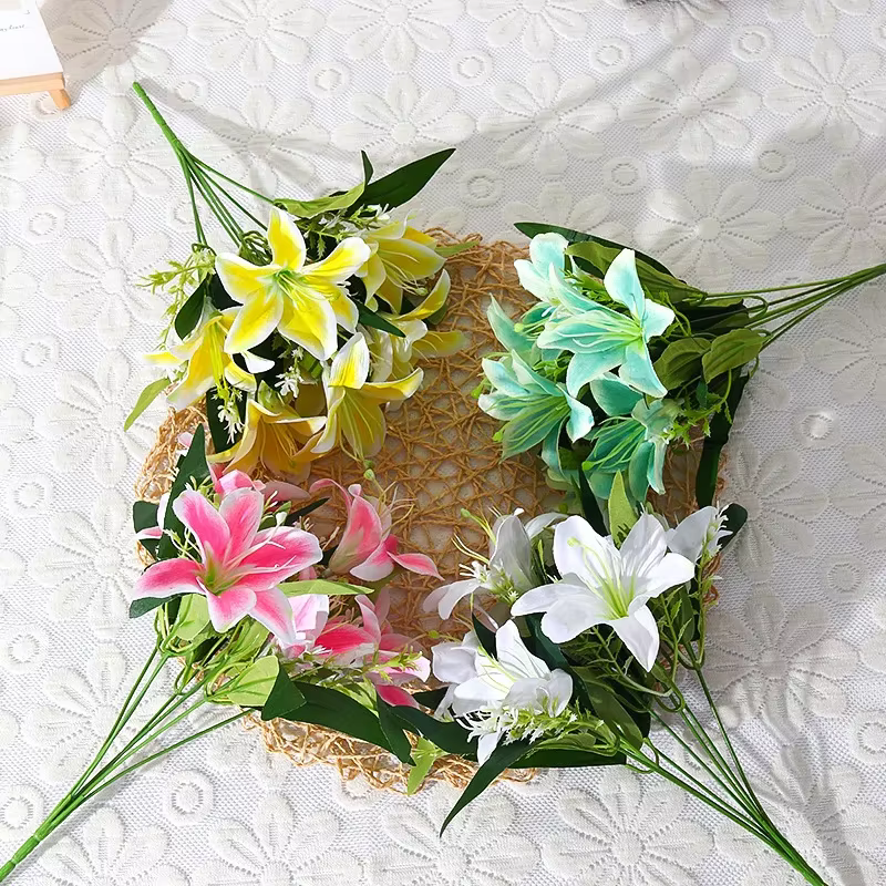 Bouquet de fleurs de lys artificielles