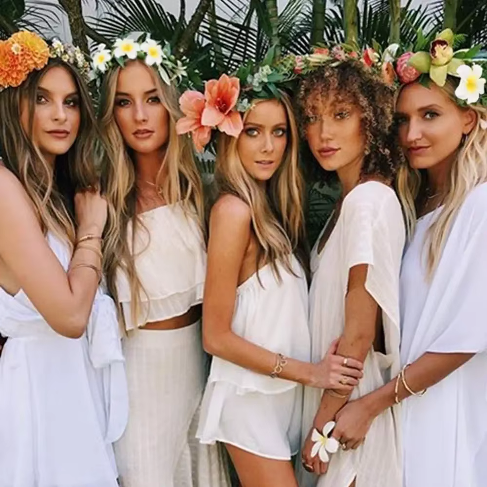 50 pièces 2.4 "mousse blanche frangipanier hawaïen Plumeria artificielle fleur chapeau pinces à cheveux pour la maison fête plage vacances décoration