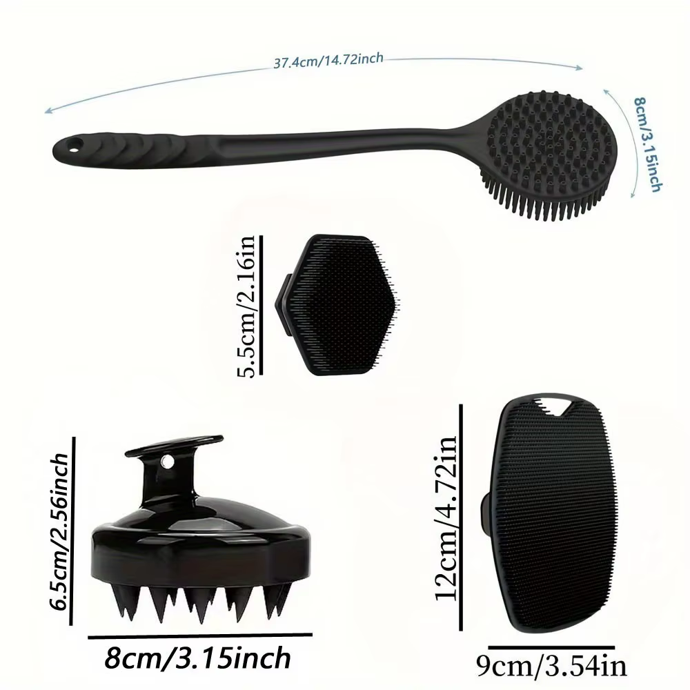 Un ensemble de brosses de bain quatre pièces qui peuvent être utilisées pour le massage du dos, du visage, du corps et de la tête.