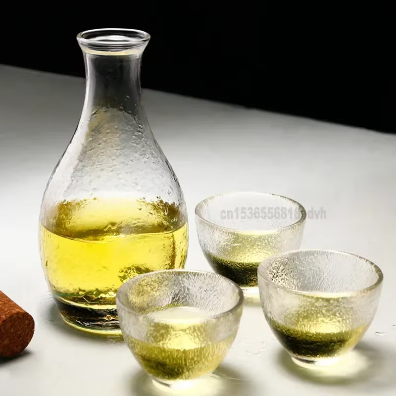 Ensemble de verre à vin de style japonais, pot à saké avec trois verres, design givré marteau, ensemble de pot cadeau, élégant