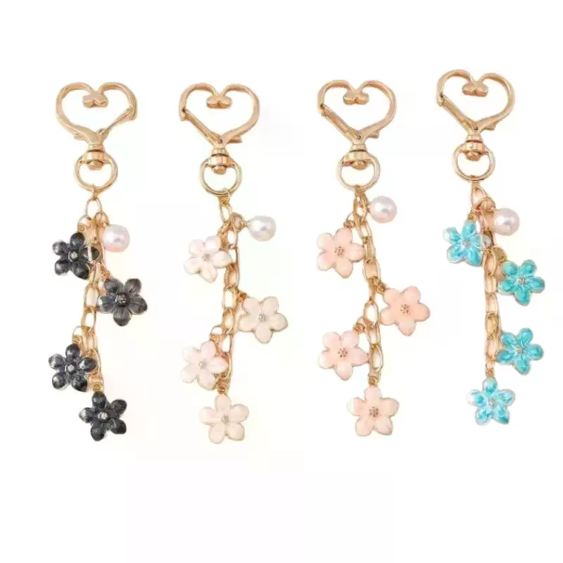 Porte-clés Fleur en Émail et Perle Mignonne - Pendentif Végétal pour Sac à Main Femme Fille, Décoration DIY, Bijoux Faits Main, Cadeaux