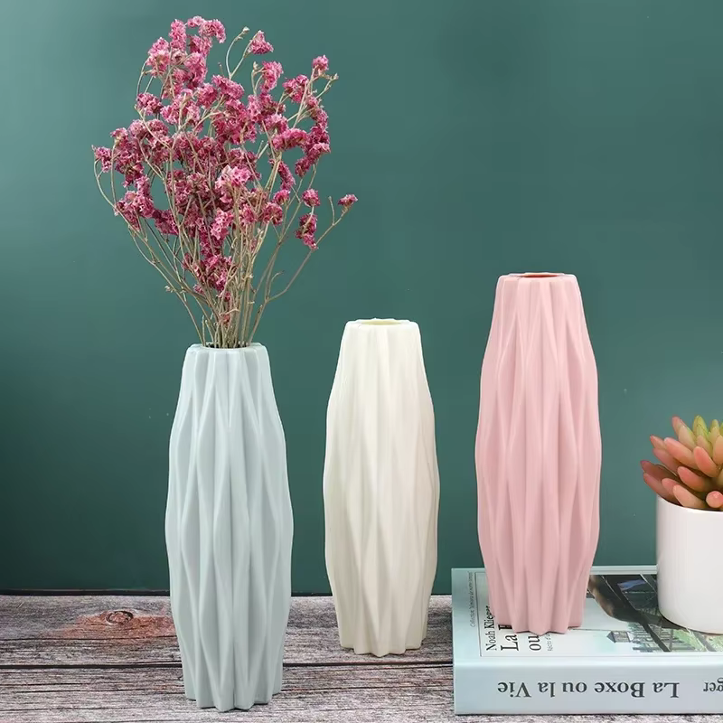Vase de fleur en plastique blanc pour la décoration de la maison